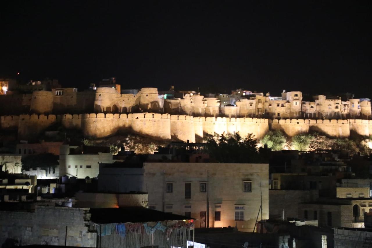 Hotel Renuka Jaisalmer Bagian luar foto
